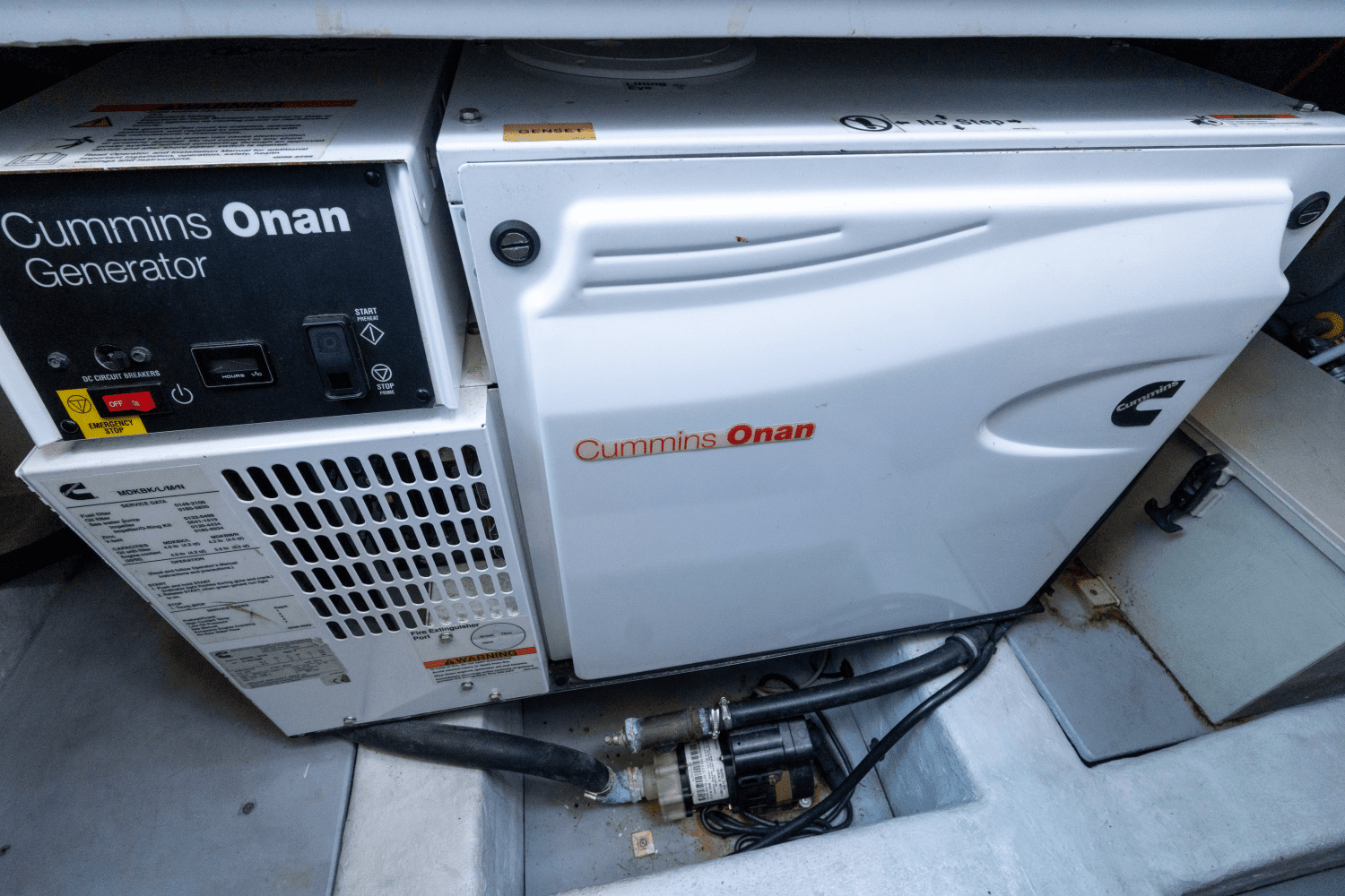 2012 Azimut 40 FLYBRIDGE Image Thumbnail #49