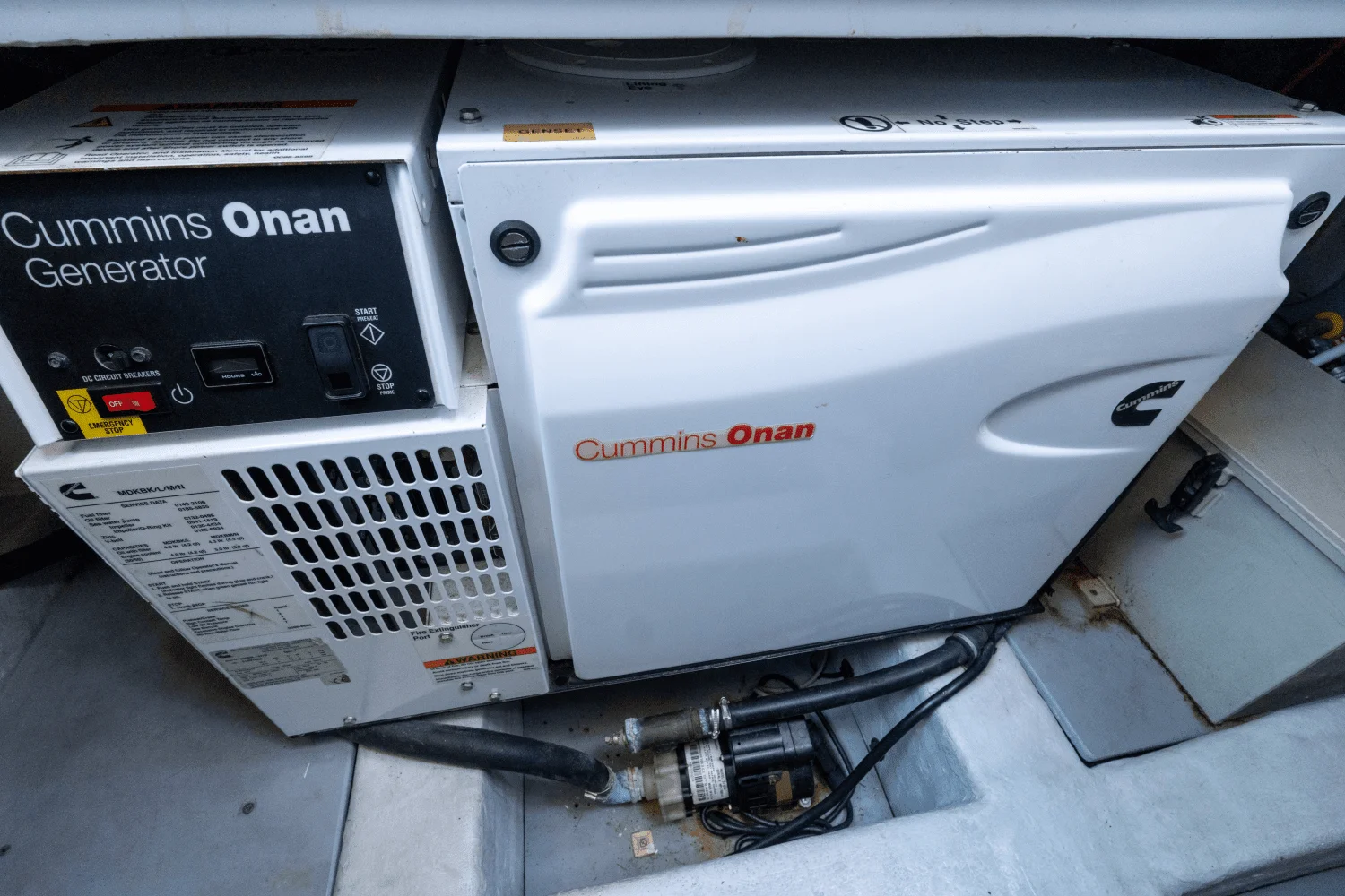 2012 Azimut 40 FLYBRIDGE Image Thumbnail #49