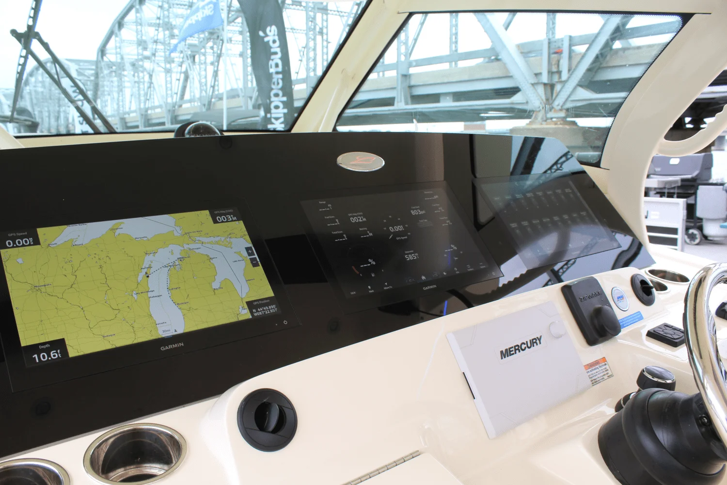 2025 Scout 400 LXF Image Thumbnail #27