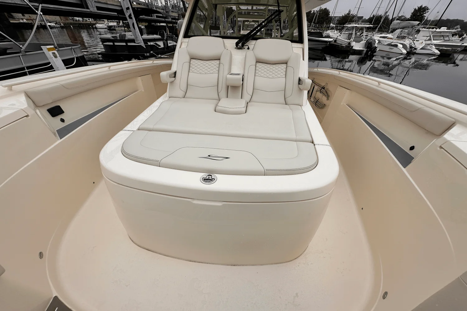 2025 Scout 400 LXF Image Thumbnail #33