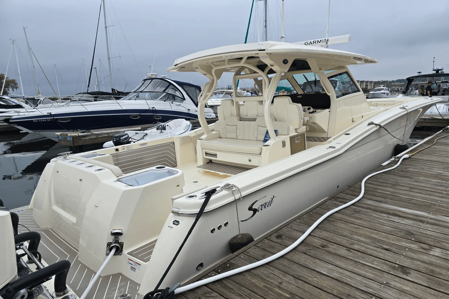 2025 Scout 400 LXF Image Thumbnail #6