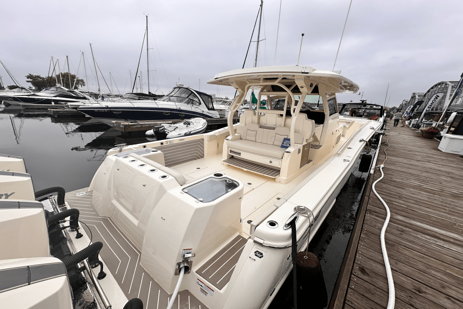 2025 Scout 400 LXF Image Thumbnail #13