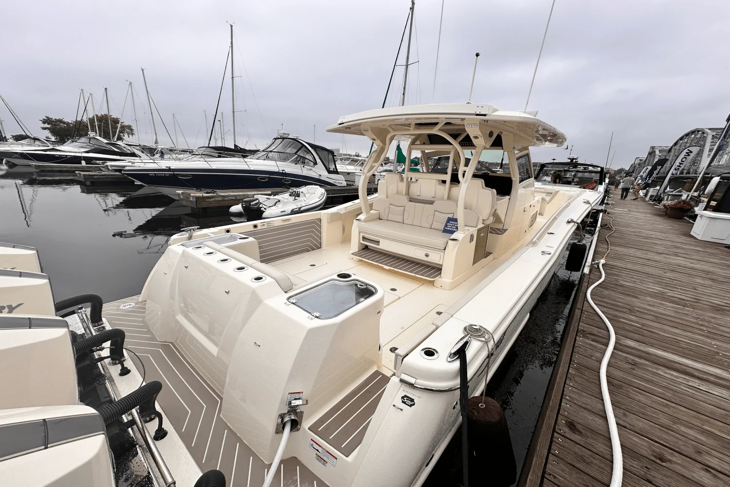 2025 Scout 400 LXF Image Thumbnail #13