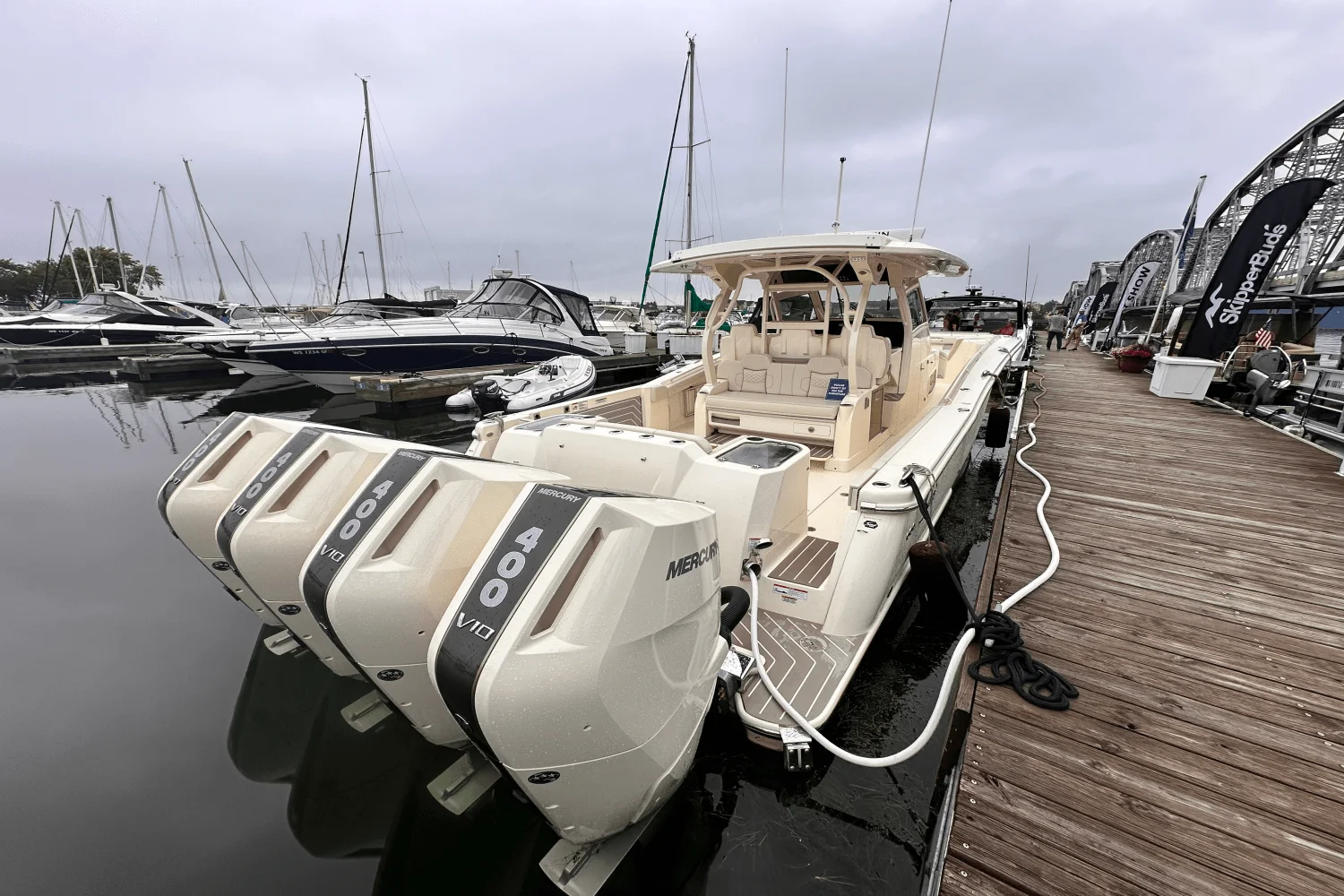 2025 Scout 400 LXF Image Thumbnail #8