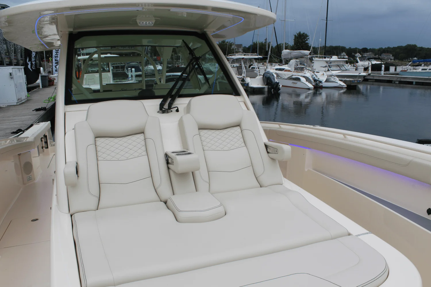 2025 Scout 400 LXF Image Thumbnail #34