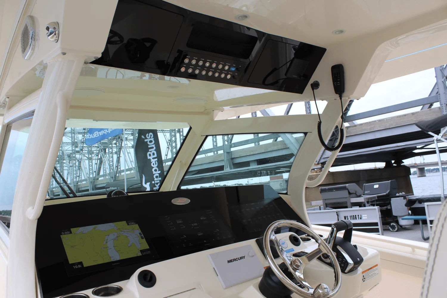 2025 Scout 400 LXF Image Thumbnail #23