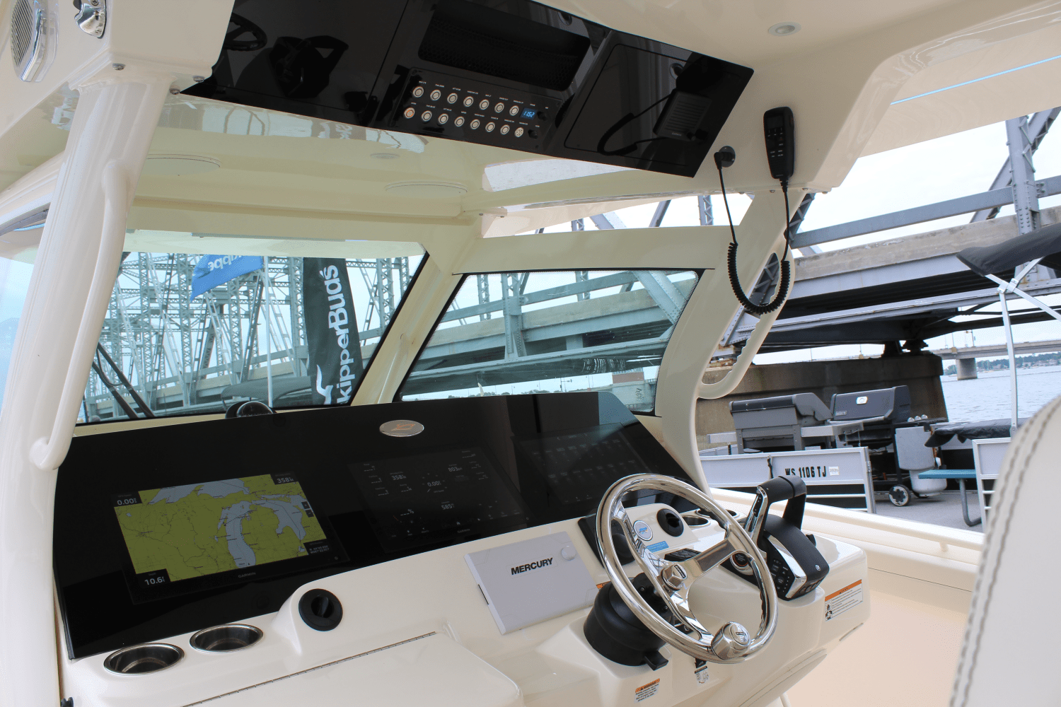 2025 Scout 400 LXF Image Thumbnail #24