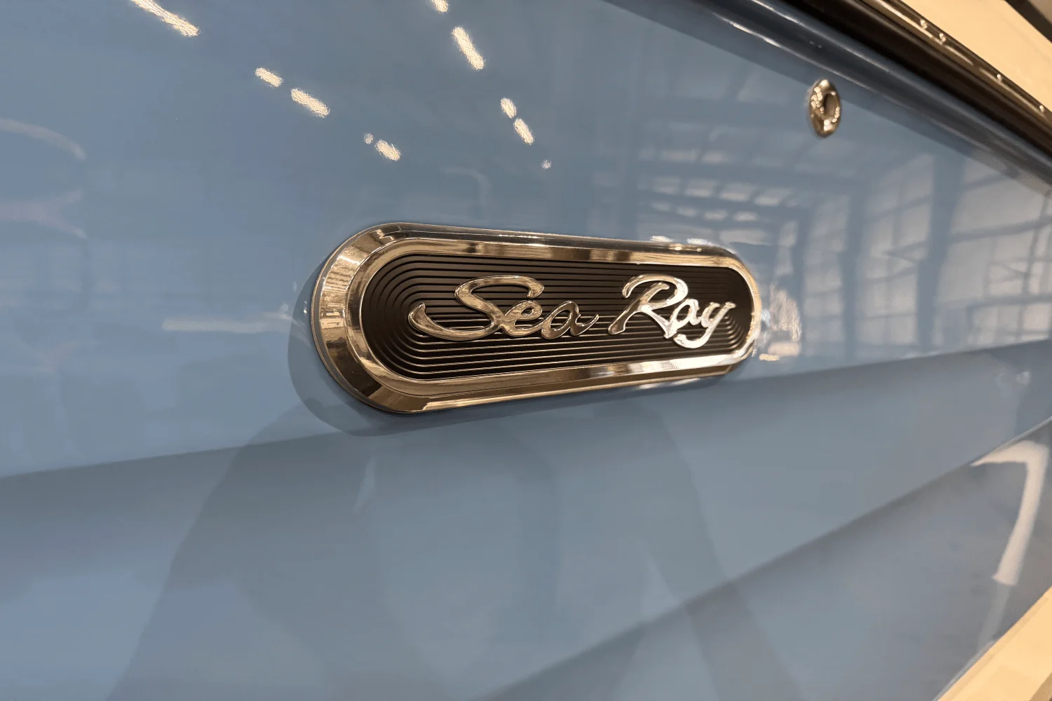 2025 Sea Ray SDX 250 Surf Image Thumbnail #3