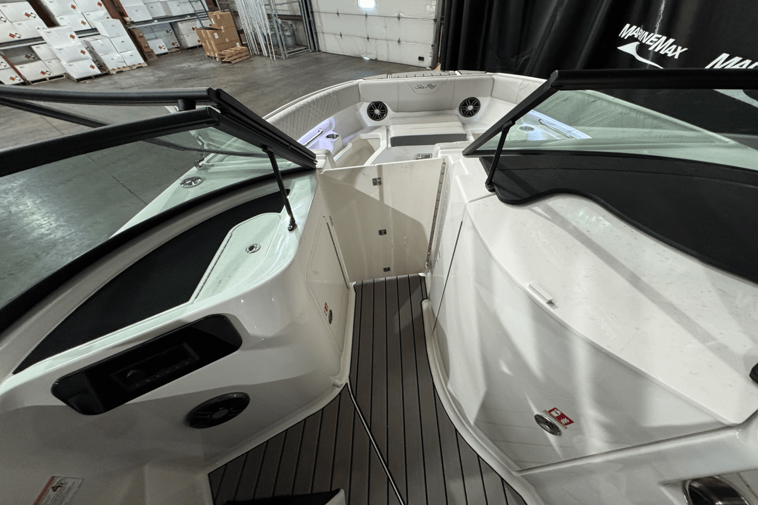 2025 Sea Ray SDX 250 Surf Image Thumbnail #35