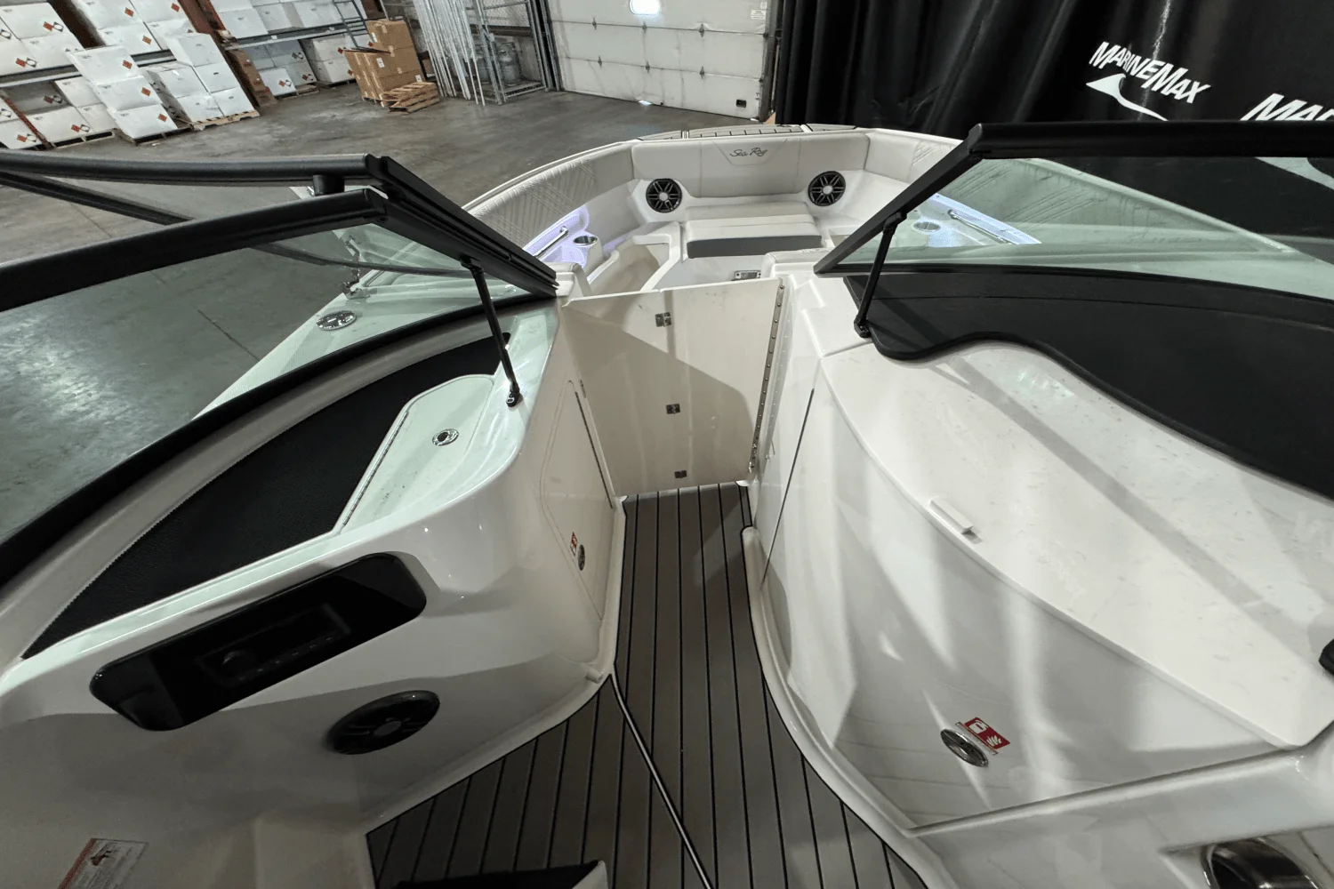 2025 Sea Ray SDX 250 Surf Image Thumbnail #35