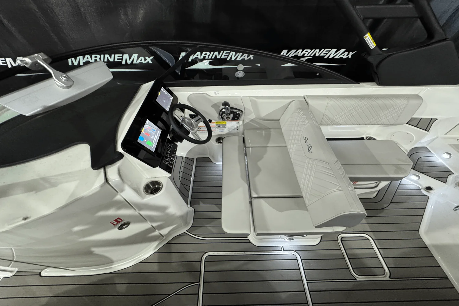 2025 Sea Ray SDX 250 Surf Image Thumbnail #28