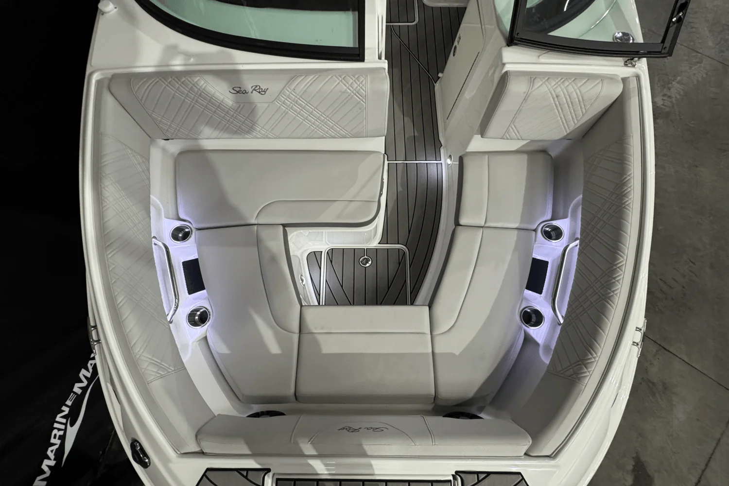 2025 Sea Ray SDX 250 Surf Image Thumbnail #44