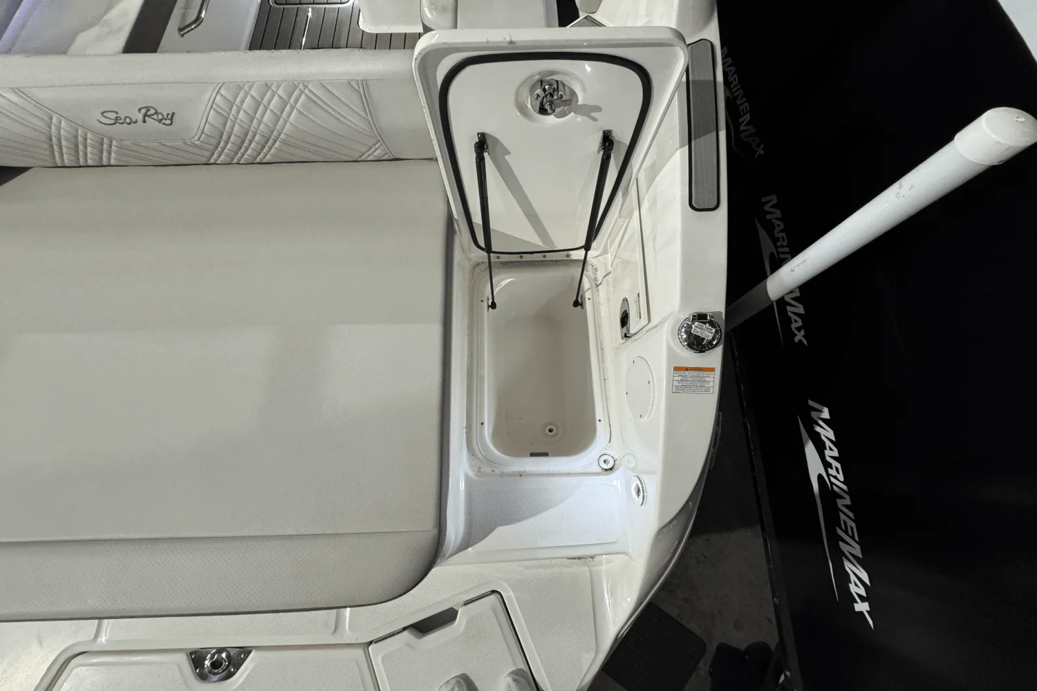 2025 Sea Ray SDX 250 Surf Image Thumbnail #11