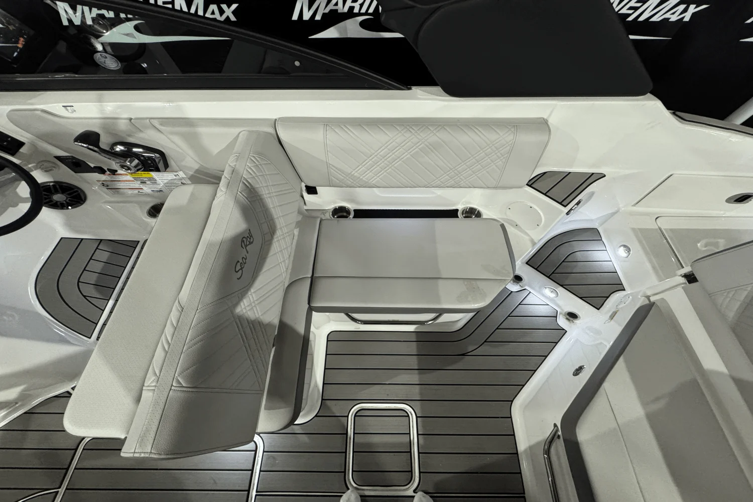 2025 Sea Ray SDX 250 Surf Image Thumbnail #20