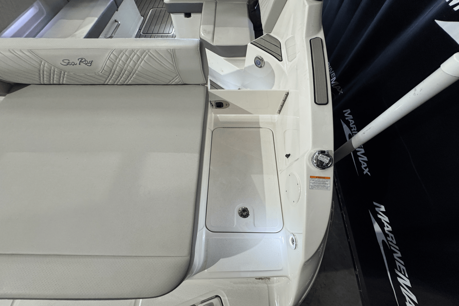 2025 Sea Ray SDX 250 Surf Image Thumbnail #12