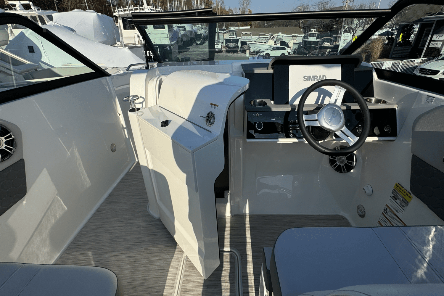 2025 Sea Ray SDX 250 Outboard Image Thumbnail #41