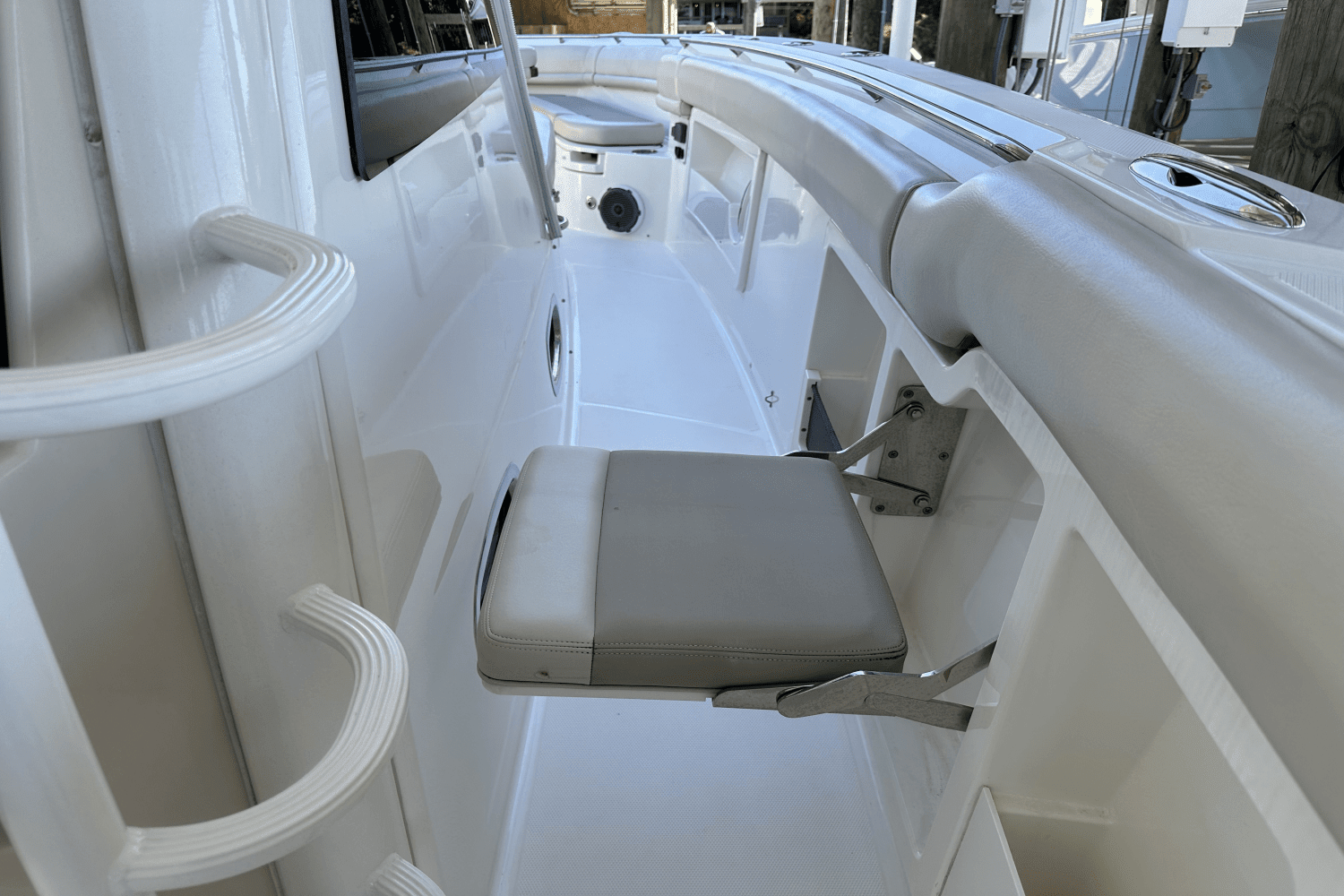 2018 Boston Whaler 380 OUTRAGE Image Thumbnail #33