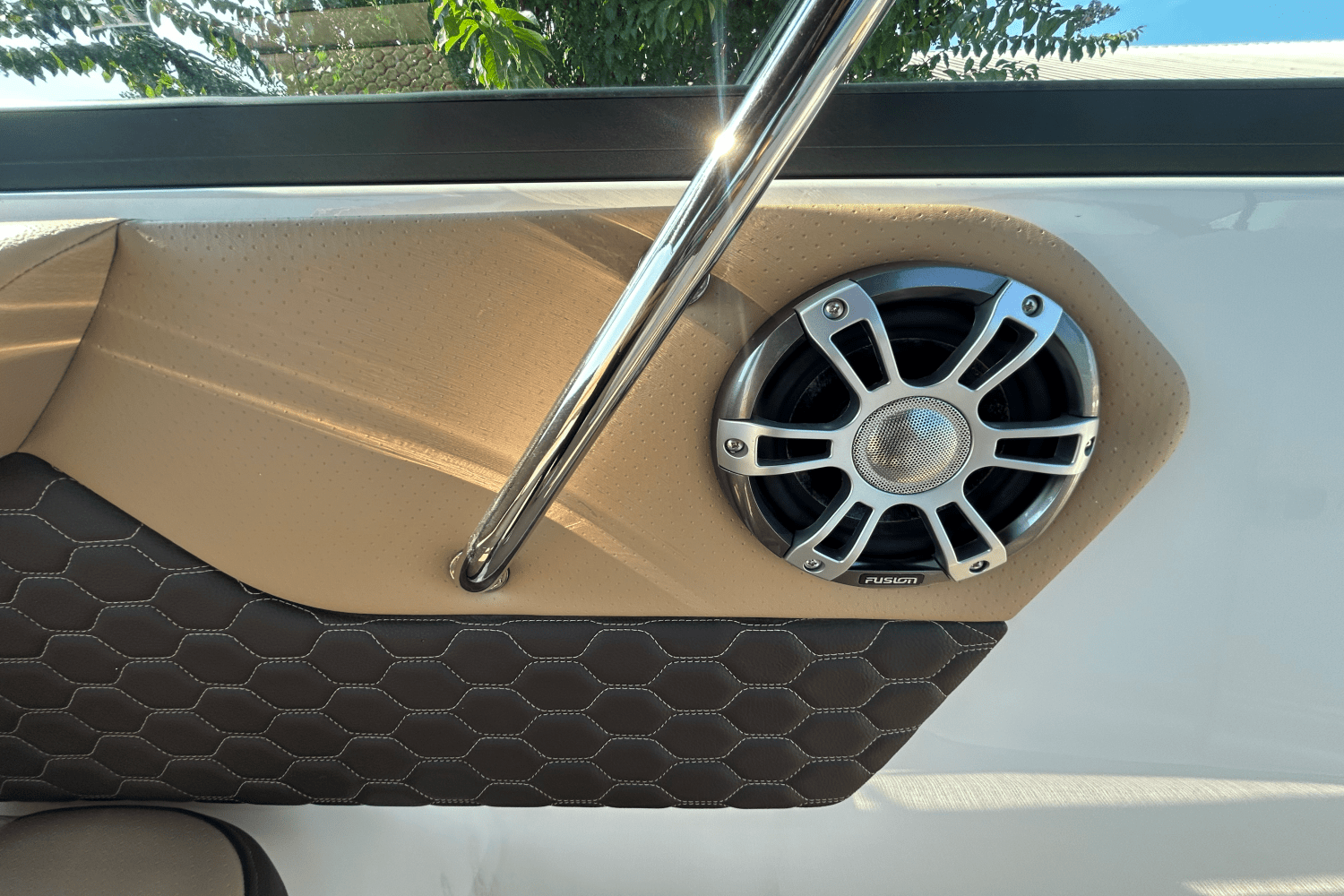 2025 Sea Ray SDX 250 Outboard Image Thumbnail #14