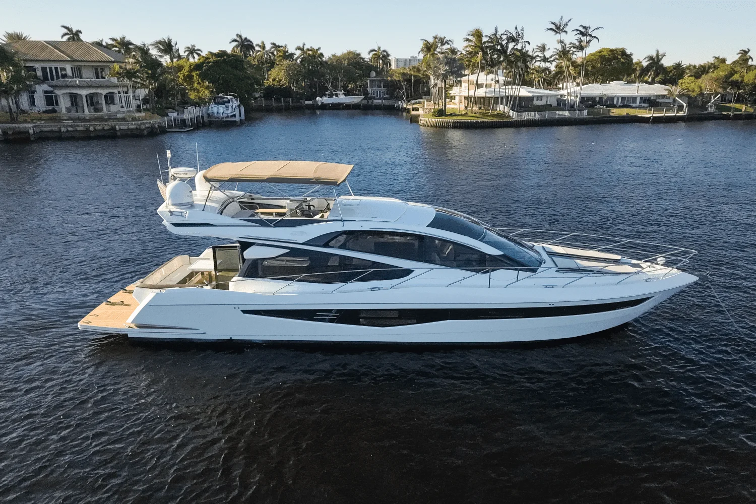 Thumbnail 3 for 2018 Galeon 560 SKY