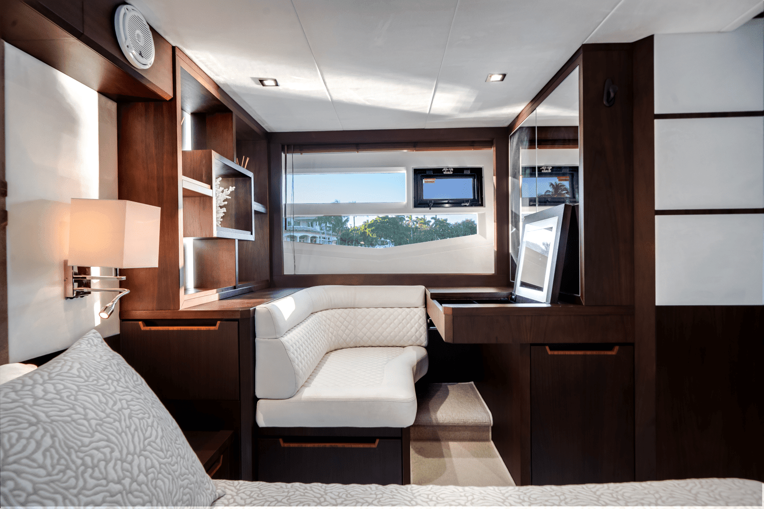 2018 Galeon 560 SKY Image Thumbnail #21