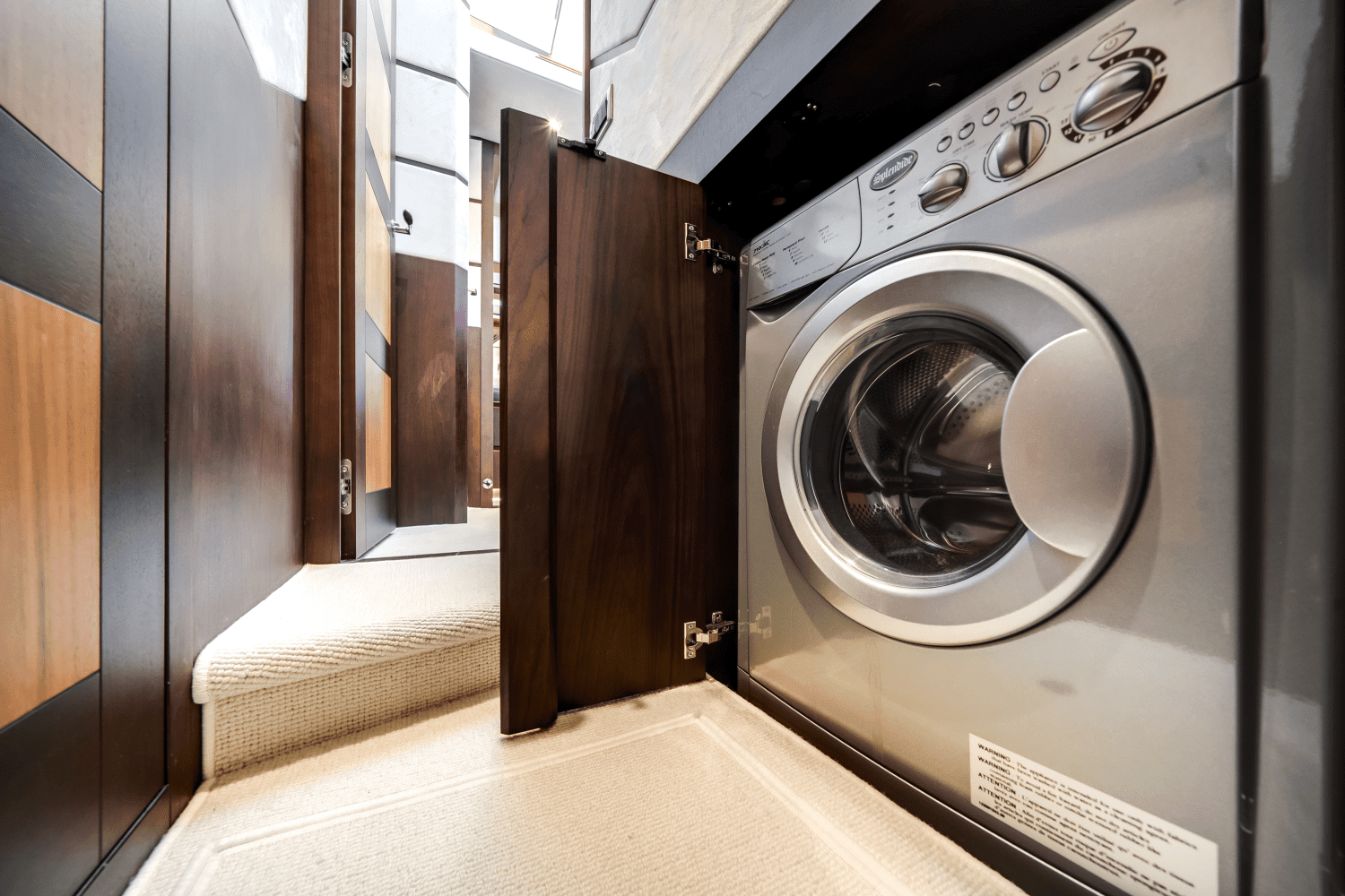 2018 Galeon 560 SKY Image Thumbnail #25