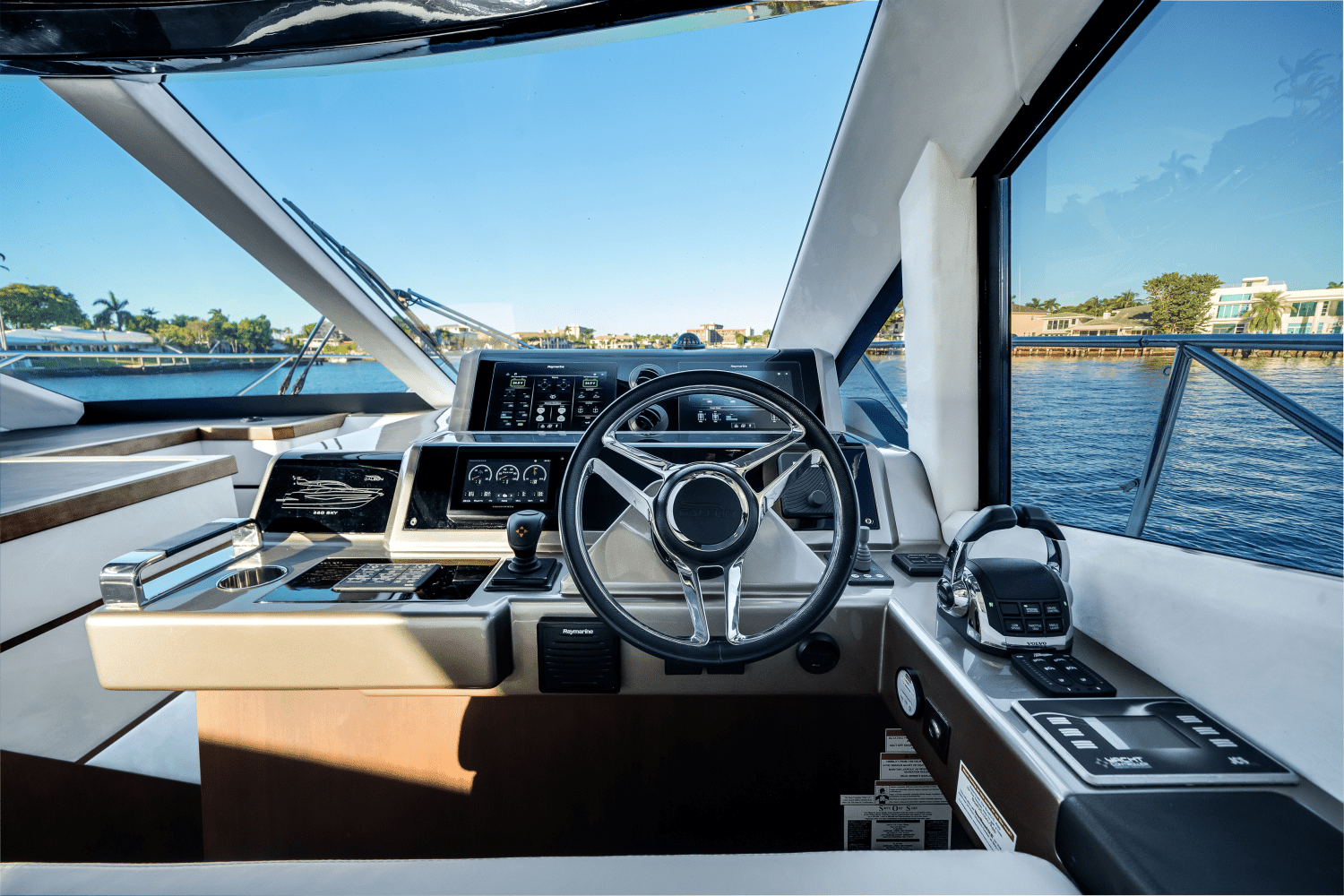 2018 Galeon 560 FLY Image Thumbnail #37