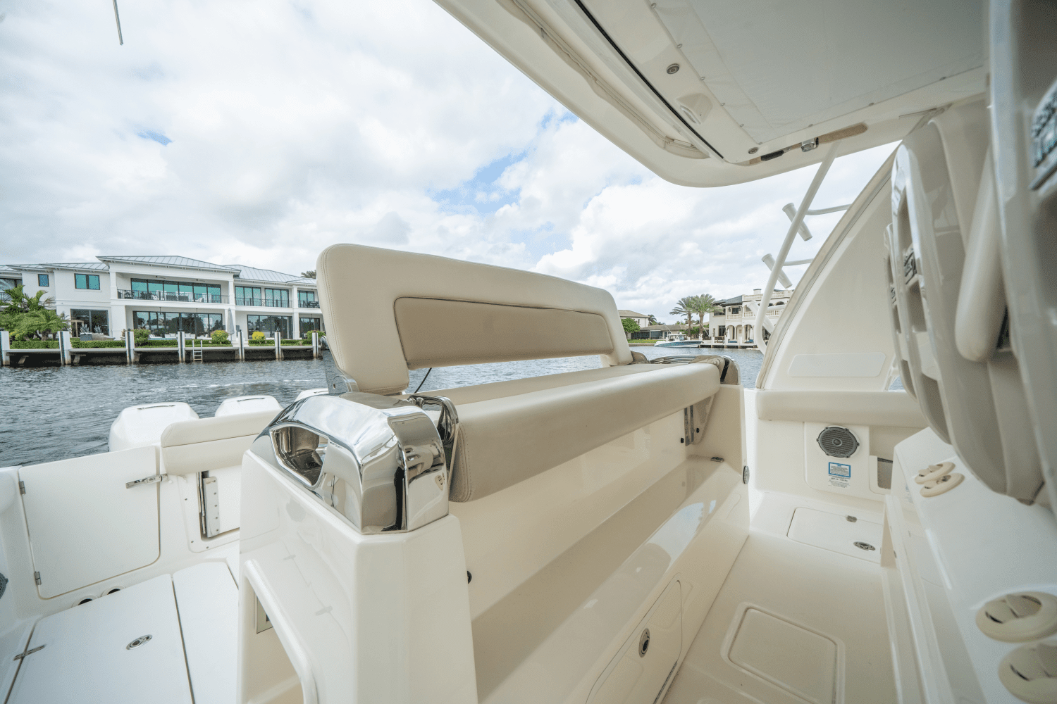 2018 Boston Whaler 420 OR Image Thumbnail #29