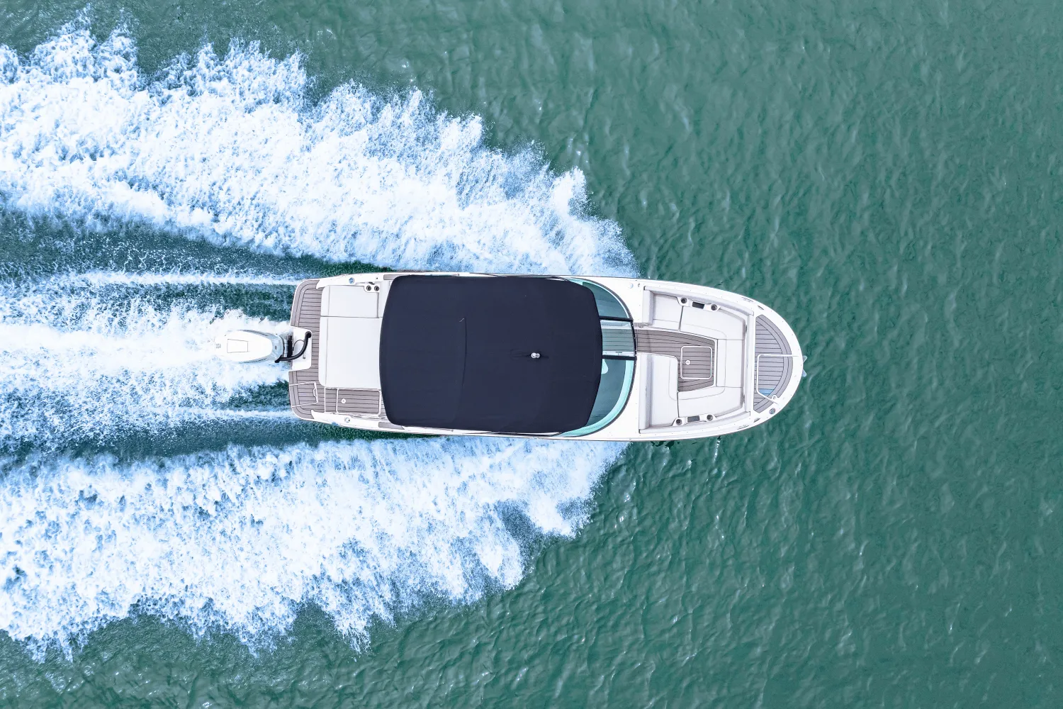 2025 Sea Ray SDX 270 Outboard Image Thumbnail #32