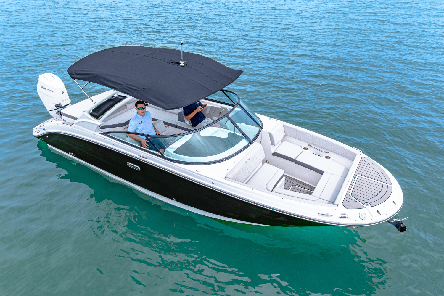 2025 Sea Ray SDX 270 Outboard Image Thumbnail #17