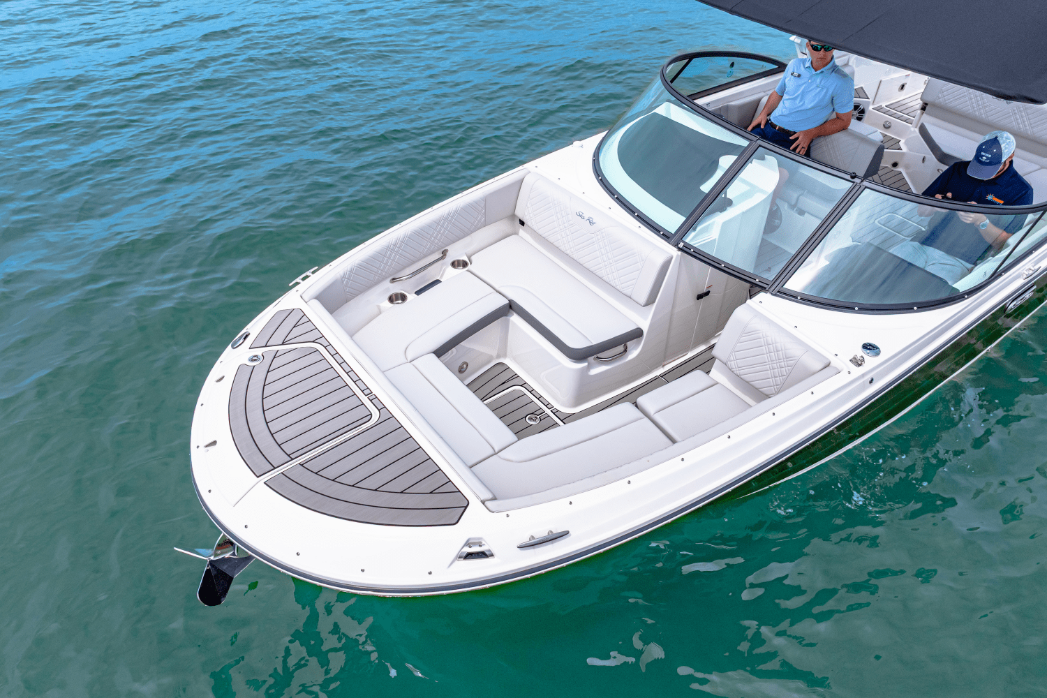 2025 Sea Ray SDX 270 Outboard Image Thumbnail #4