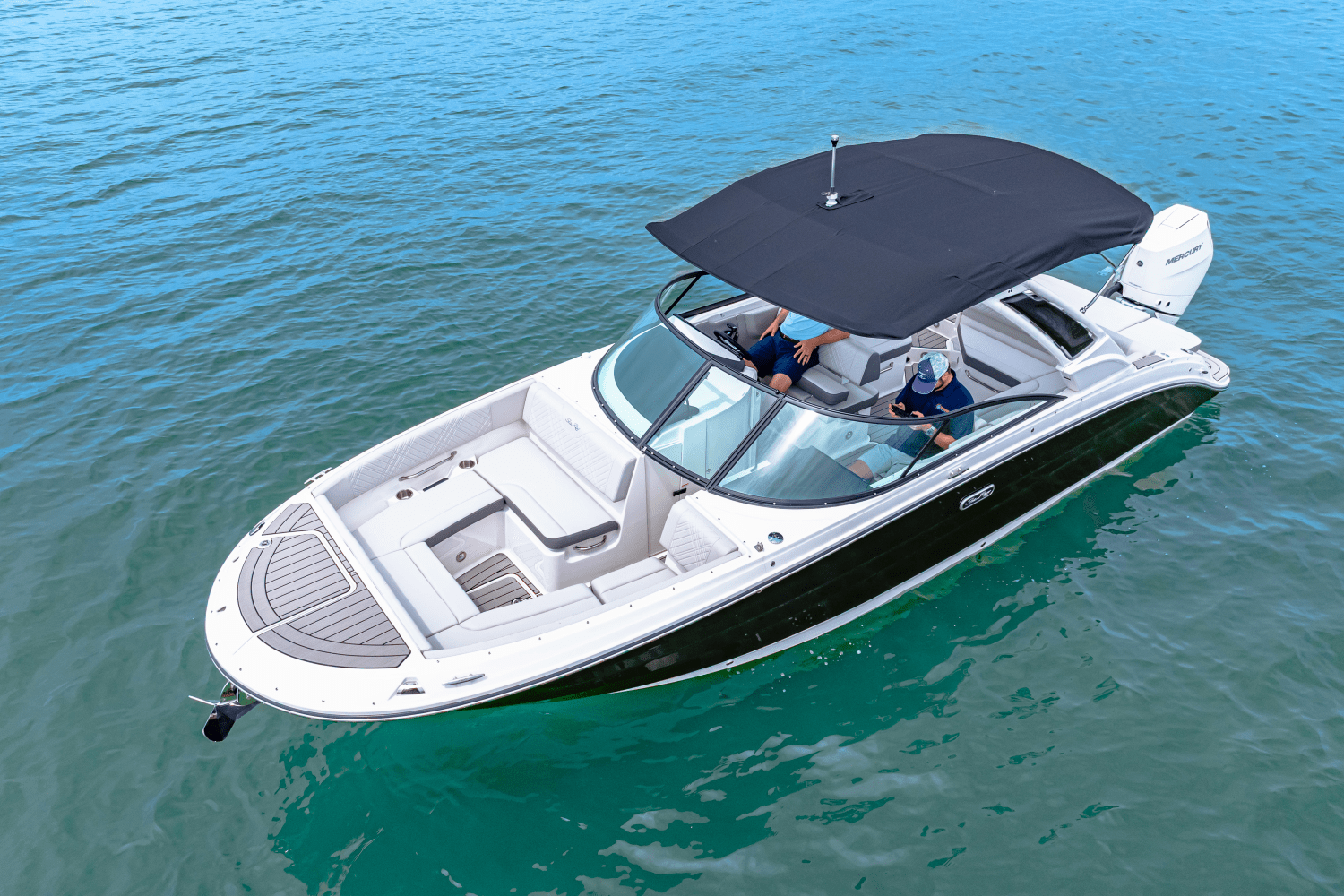 2025 Sea Ray SDX 270 Outboard Image Thumbnail #3