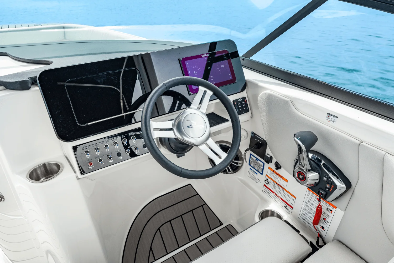 2025 Sea Ray SDX 270 Outboard Image Thumbnail #44