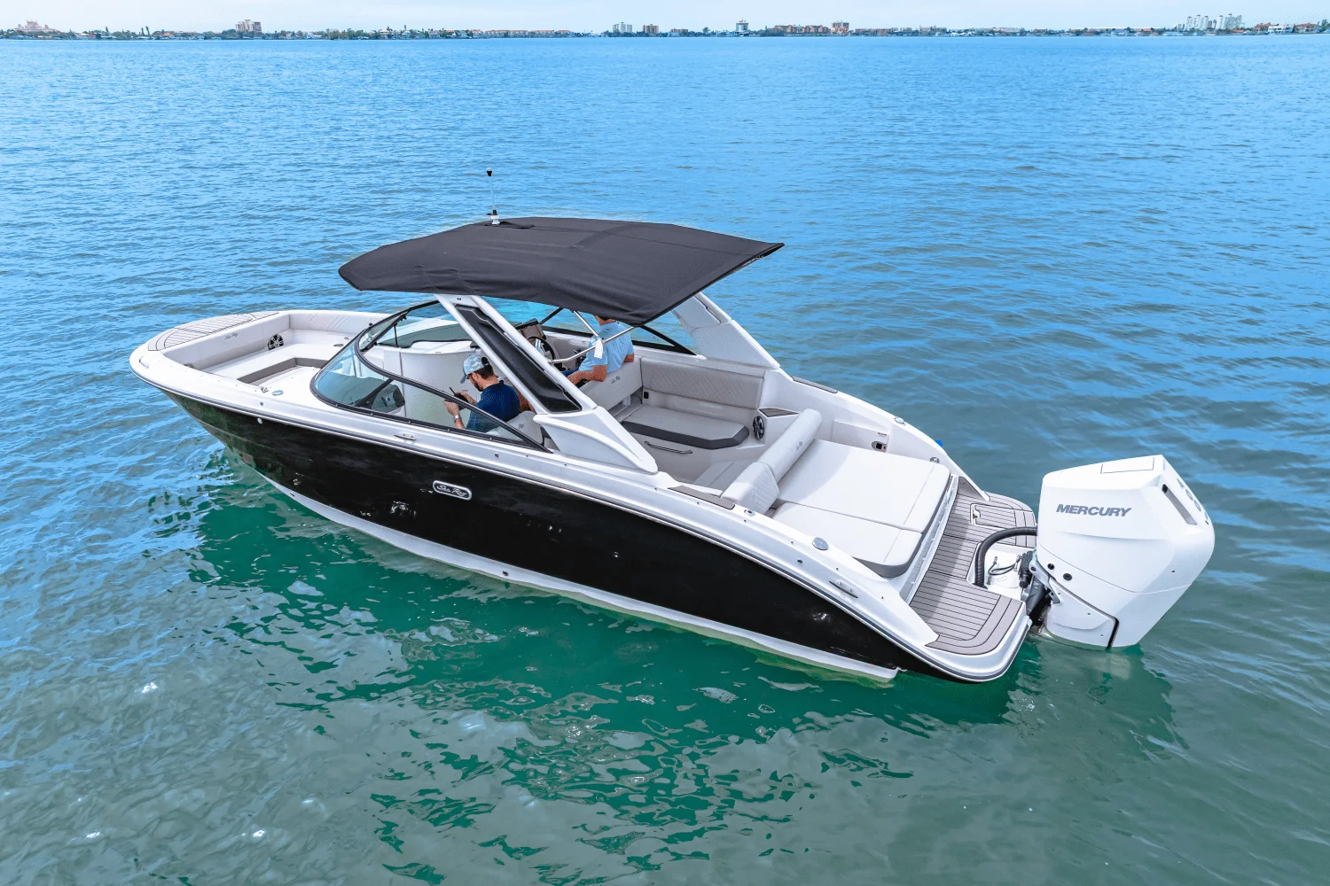 2025 Sea Ray SDX 270 Outboard Image Thumbnail #8
