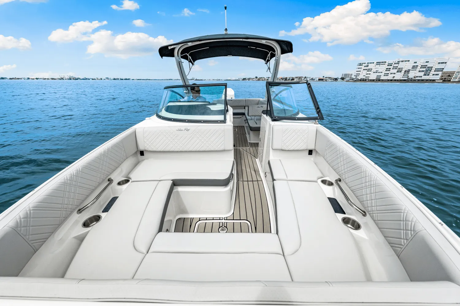 2025 Sea Ray SDX 270 Outboard Image Thumbnail #50