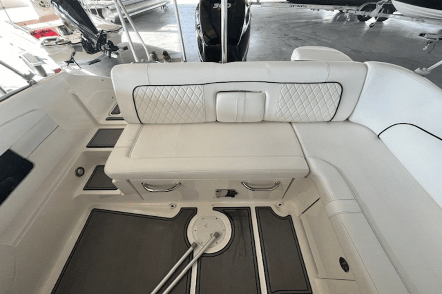 2015 Sea Ray 240 SUNDECK OUTBOARD Image Thumbnail #13