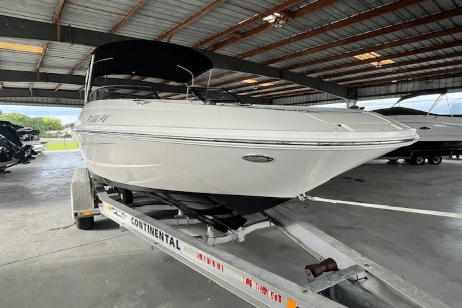 2015 Sea Ray 240 SUNDECK OUTBOARD Image Thumbnail #3