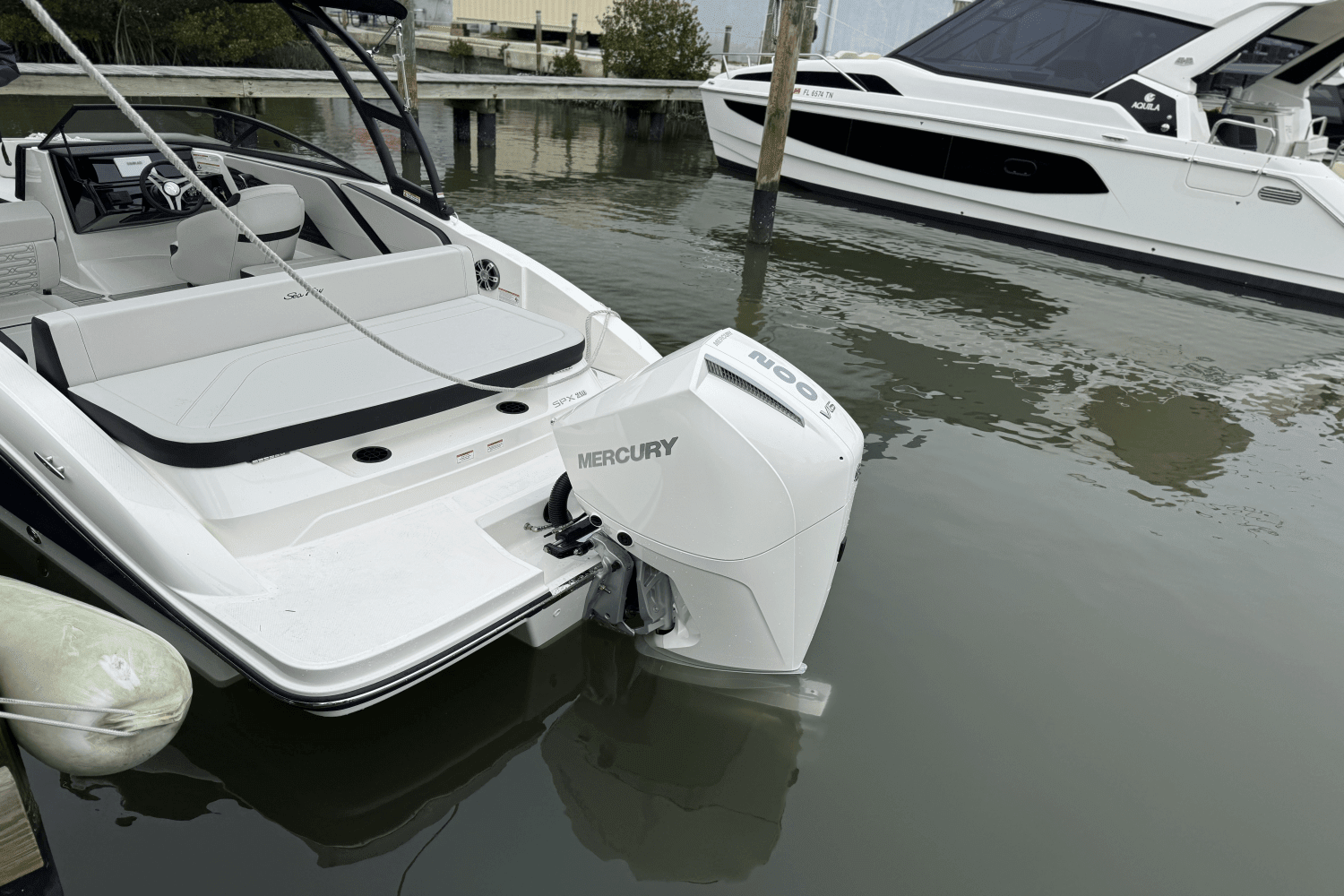 2025 Sea Ray SPX 210 Outboard Image Thumbnail #20