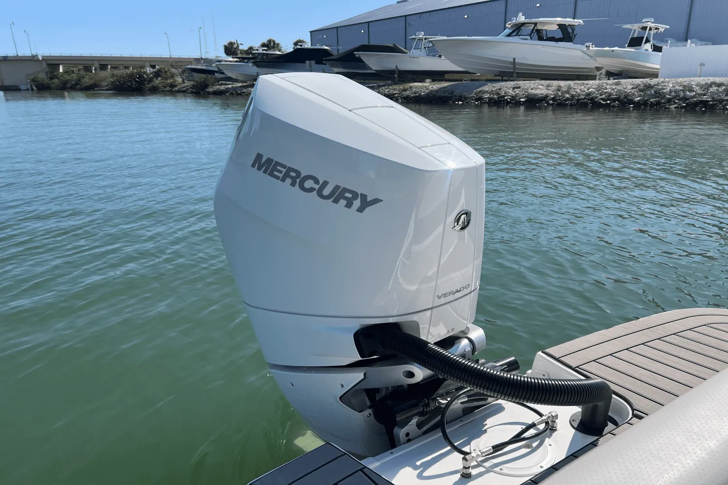 2025 Sea Ray SDX 270 Outboard Image Thumbnail #46