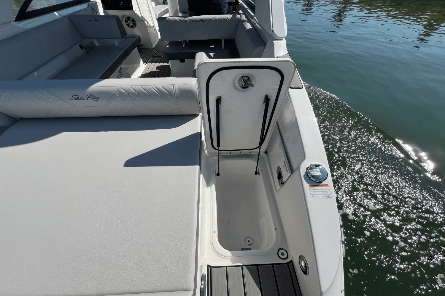 2025 Sea Ray SDX 270 Outboard Image Thumbnail #81