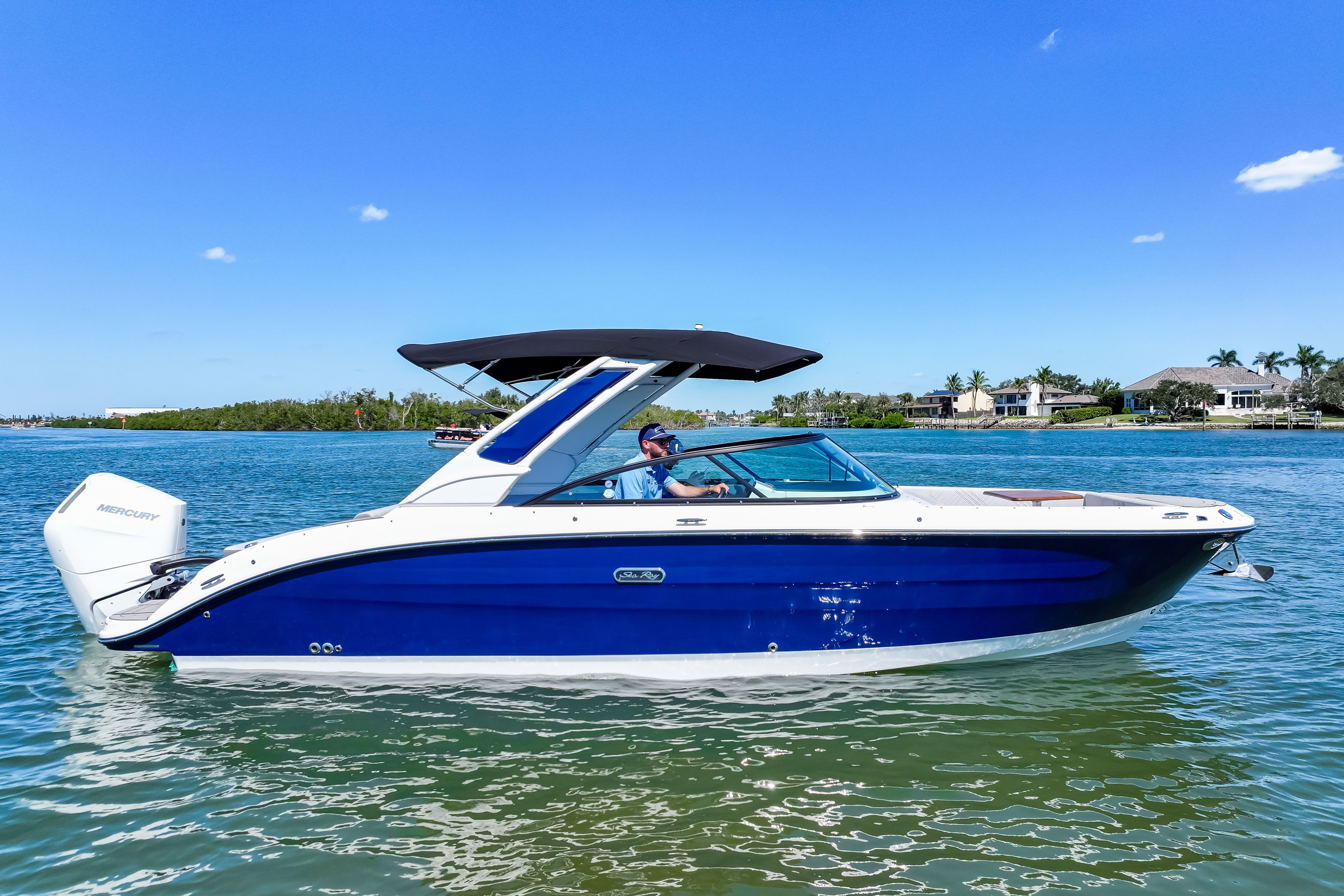 2025 Sea Ray SDX 270 Outboard Image Thumbnail #0