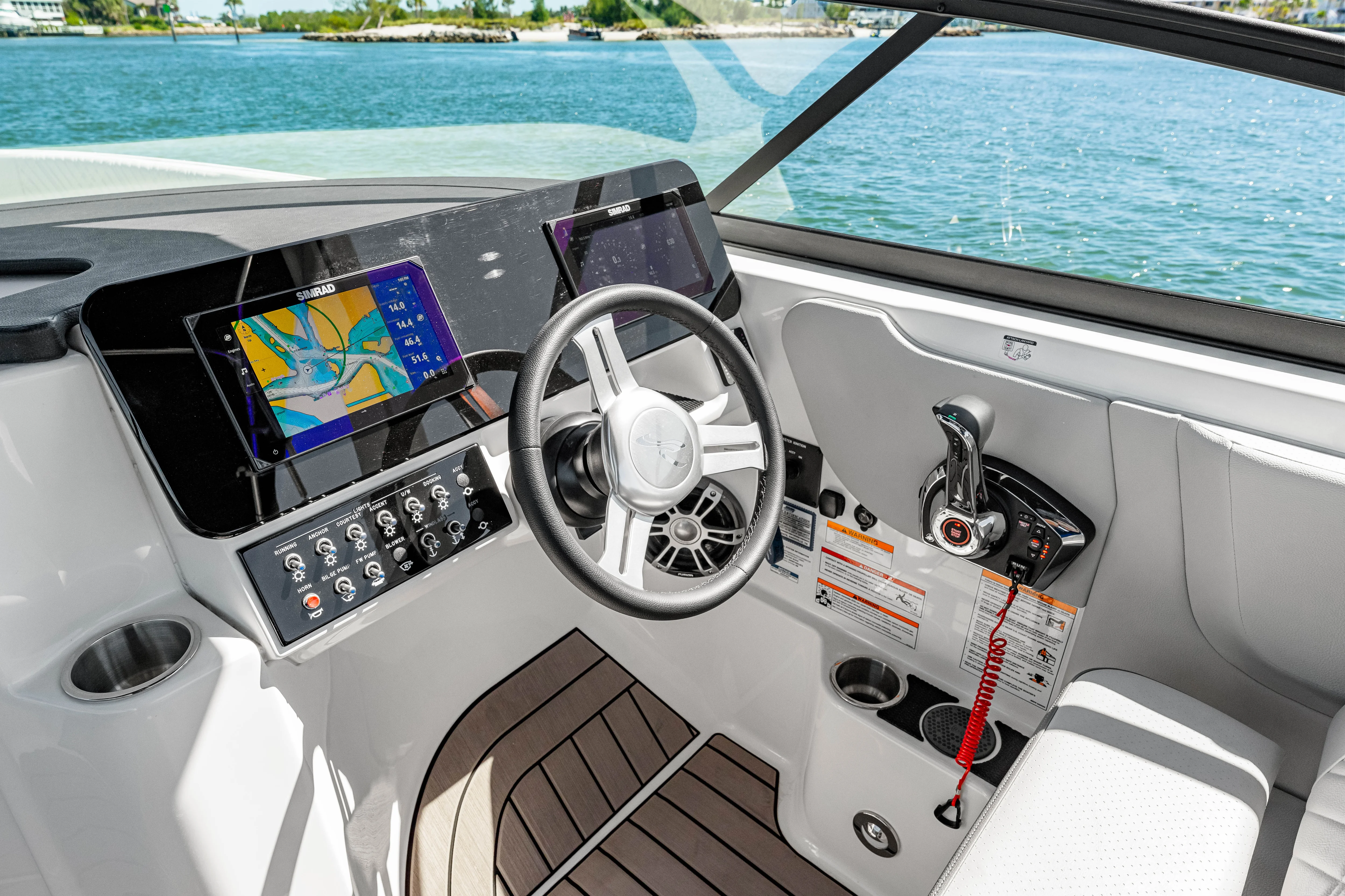 2025 Sea Ray SDX 270 Outboard Image Thumbnail #34