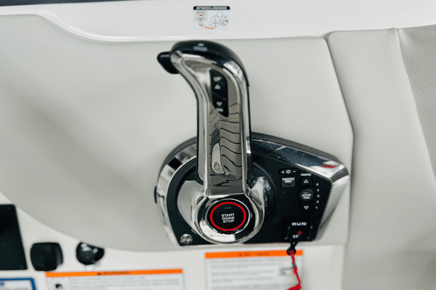 2025 Sea Ray SDX 270 Outboard Image Thumbnail #32