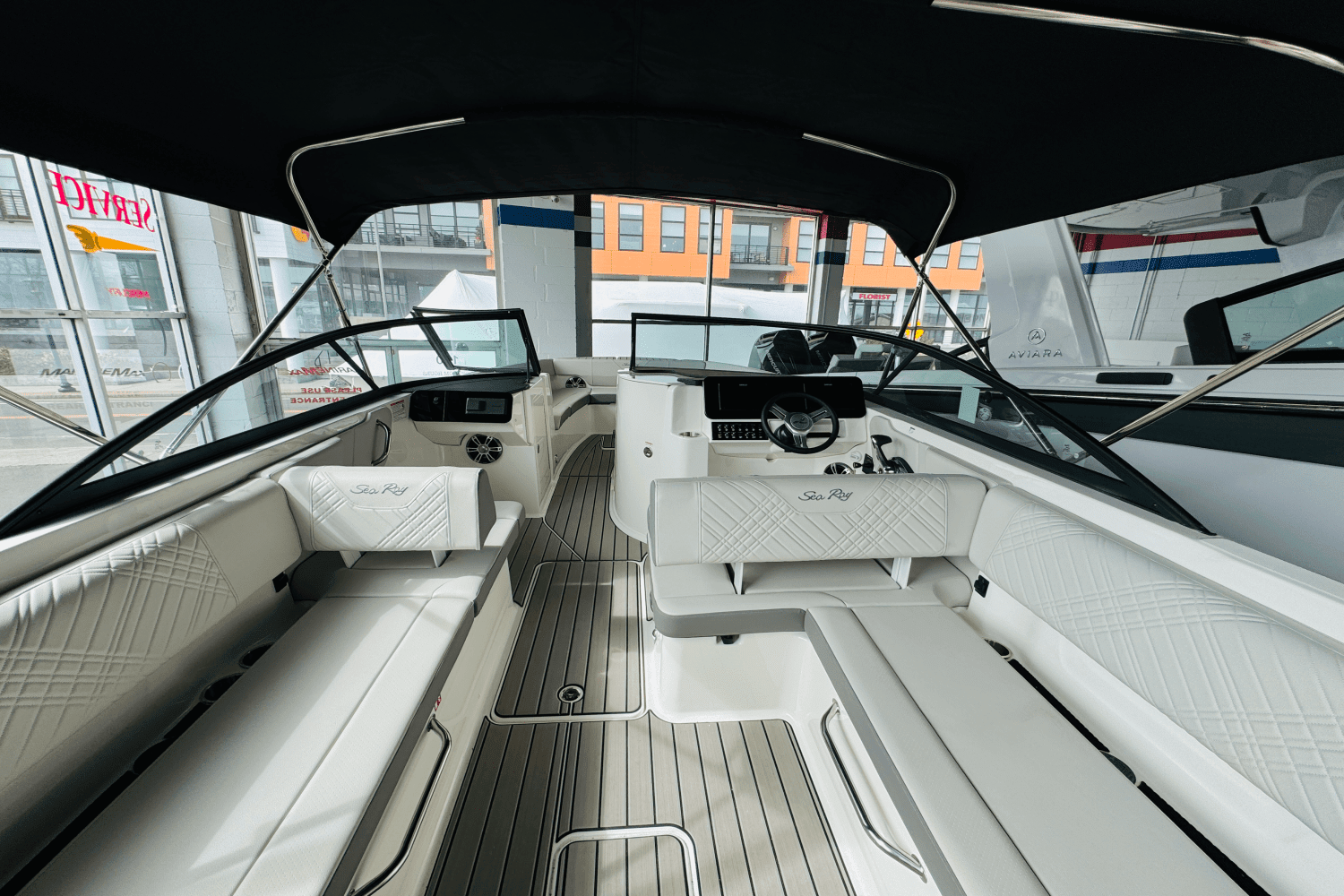 2025 Sea Ray SDX 270 Outboard Image Thumbnail #21