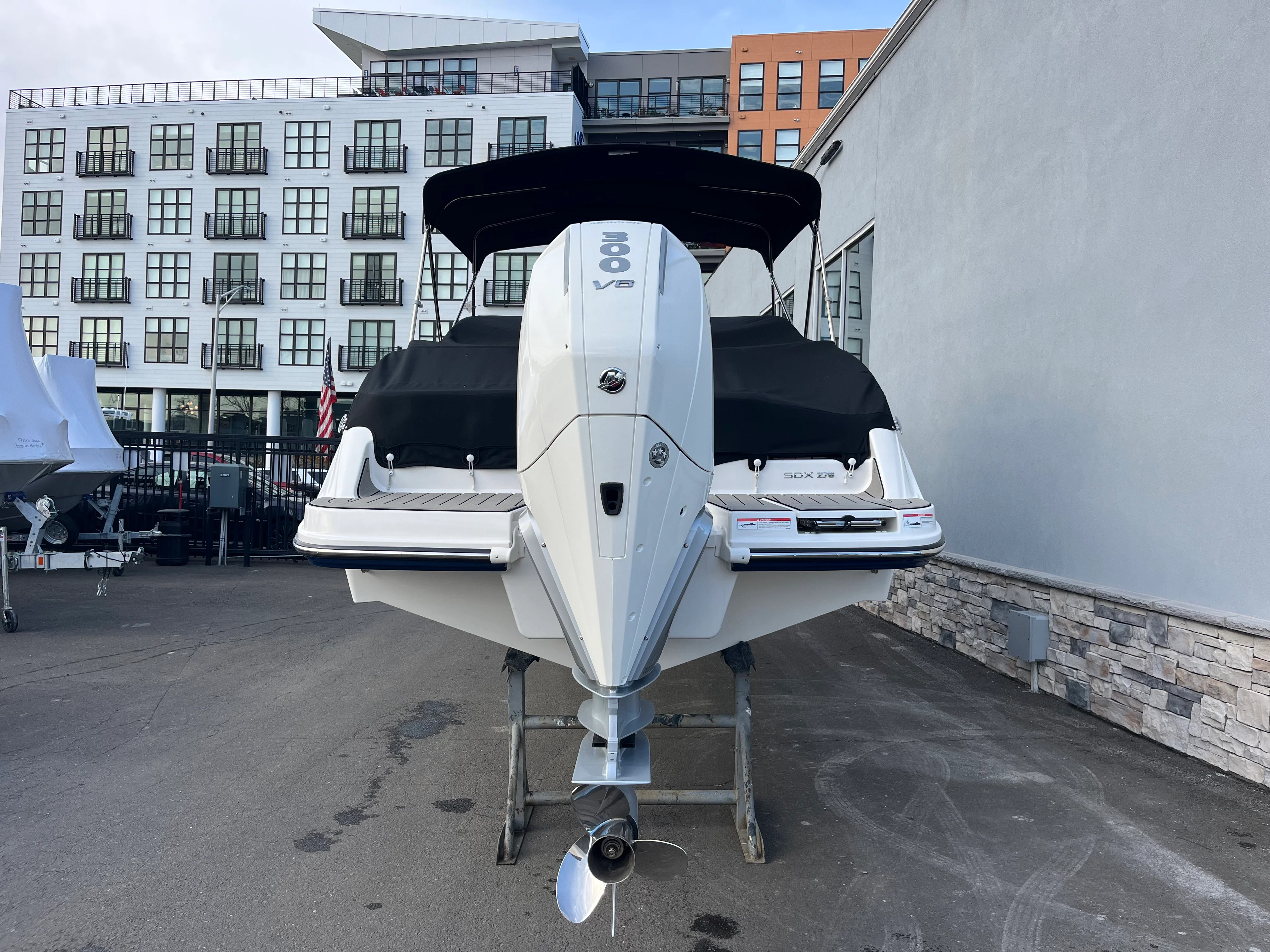 2025 Sea Ray SDX 270 Outboard Image Thumbnail #3