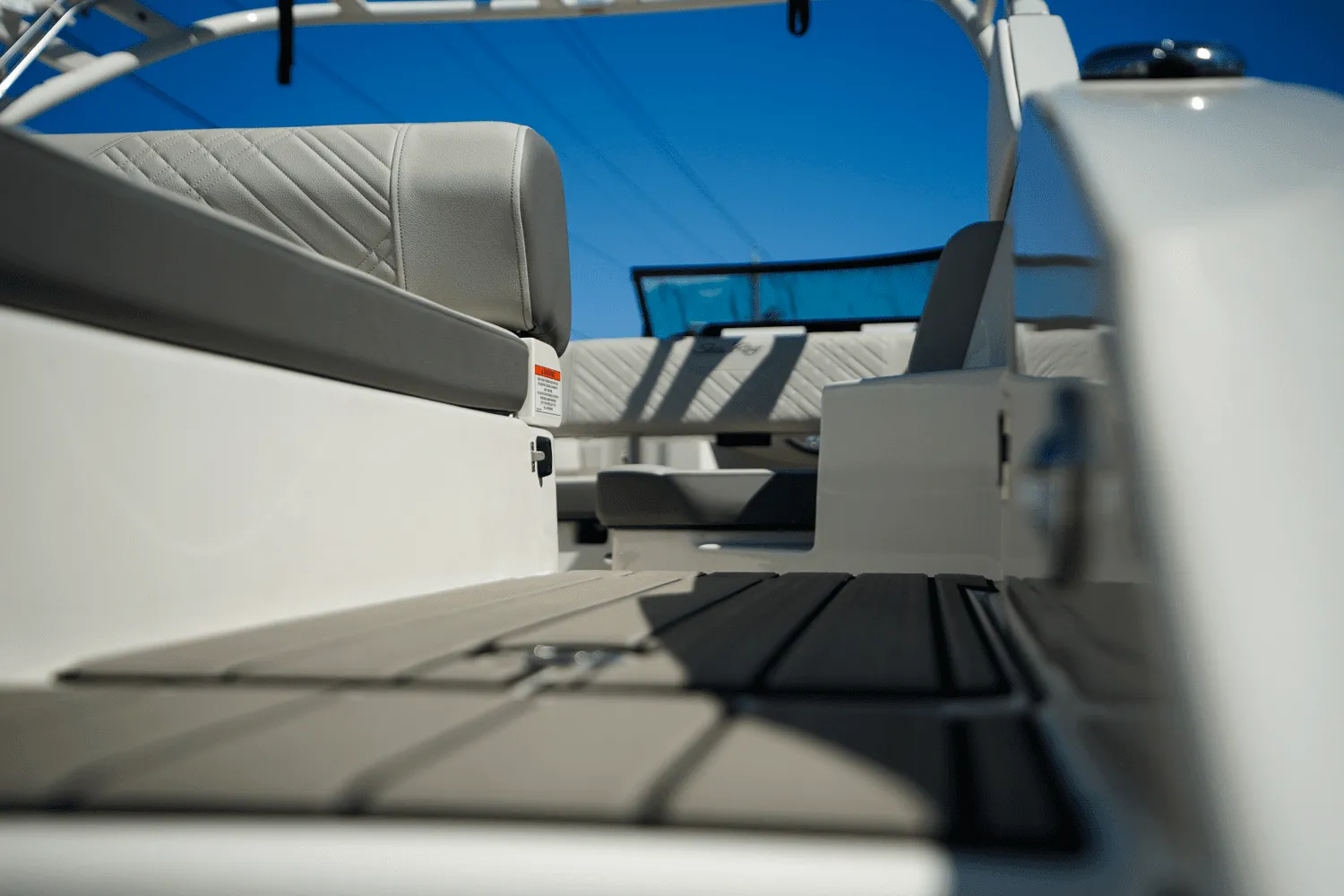 2025 Sea Ray SDX 270 Outboard Image Thumbnail #10