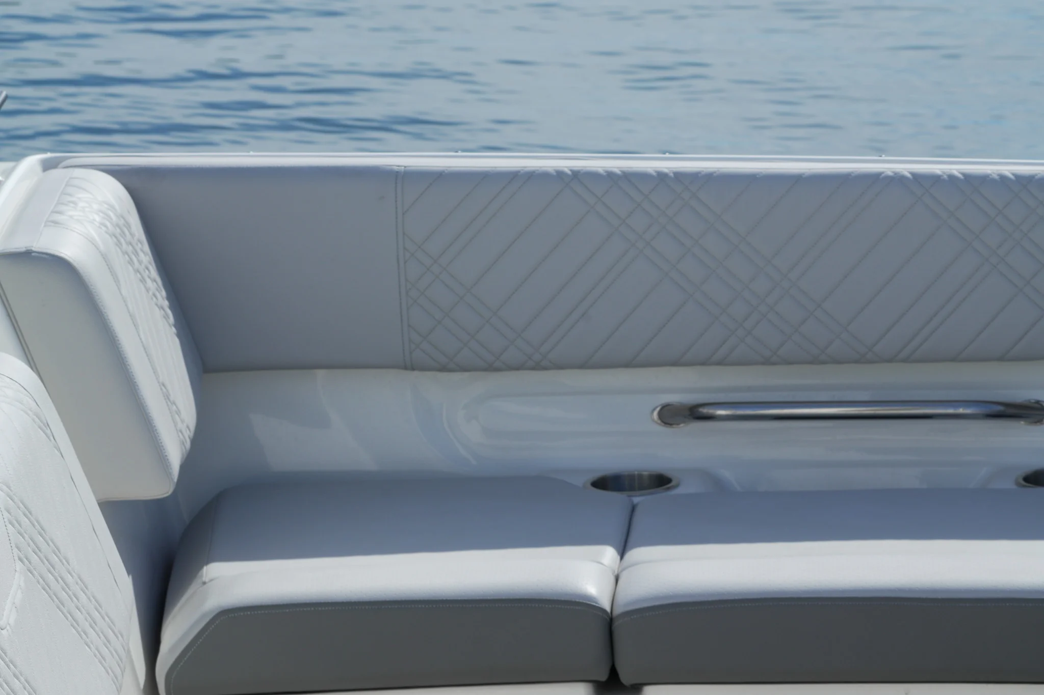 2025 Sea Ray SDX 270 Outboard Image Thumbnail #31