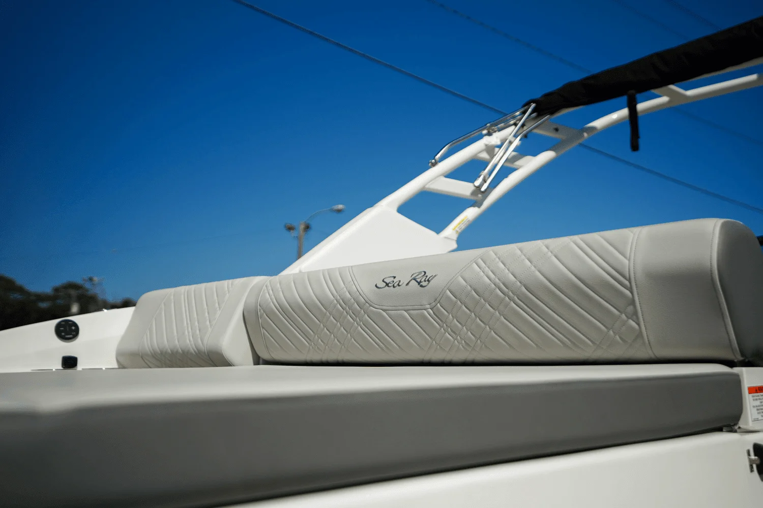 2025 Sea Ray SDX 270 Outboard Image Thumbnail #9