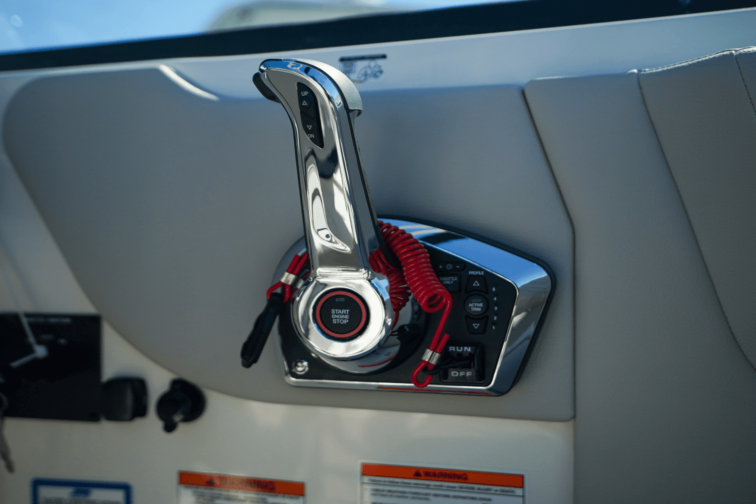 2025 Sea Ray SDX 270 Outboard Image Thumbnail #29