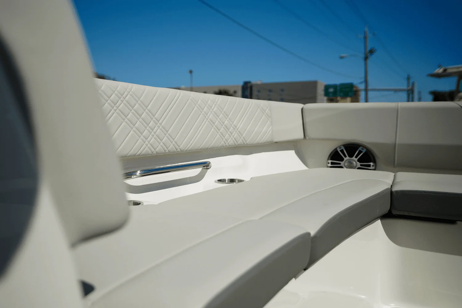 2025 Sea Ray SDX 270 Outboard Image Thumbnail #35