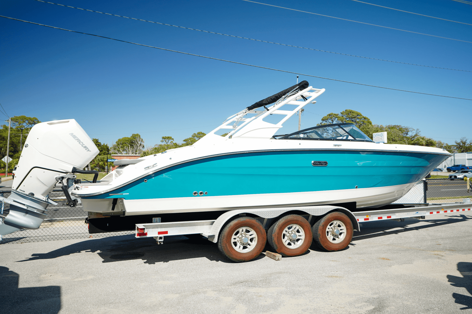 2025 Sea Ray SDX 270 Outboard Image Thumbnail #0